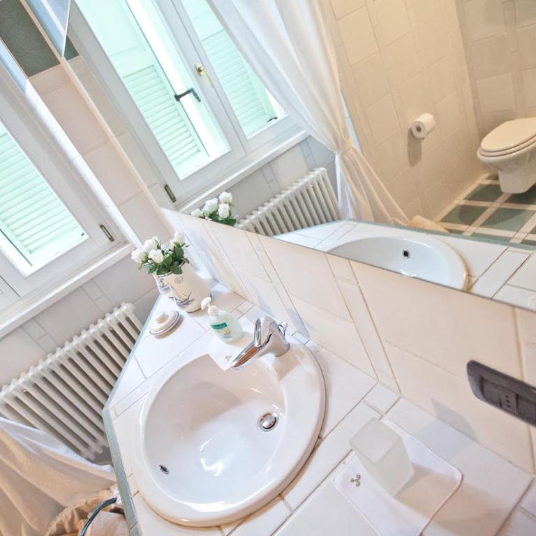 Appartamenti LEON D'ORO - Suite con Vista Lago - 12