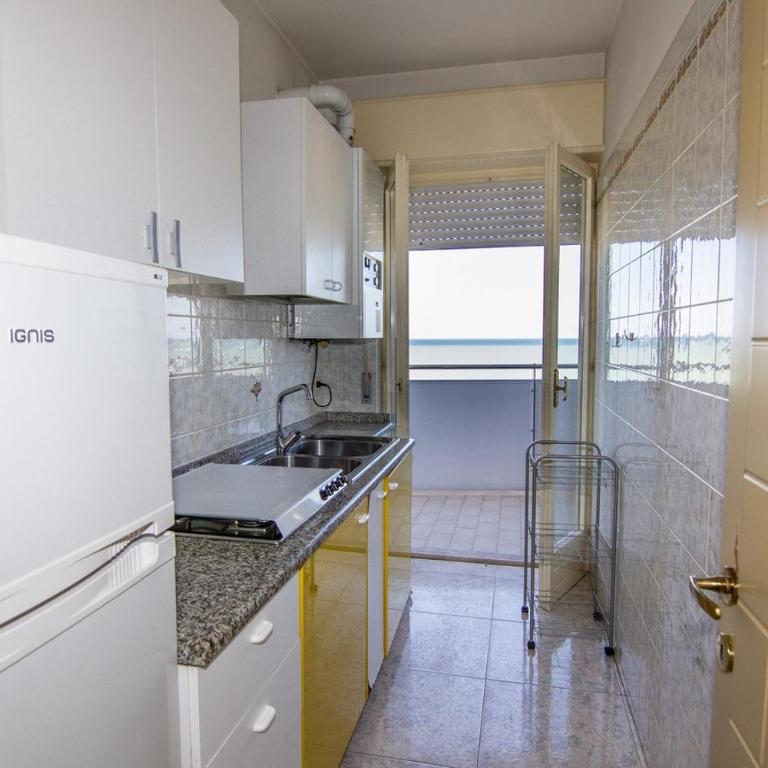 Condominio International - Appartamento con 2 Camere da Letto - 11