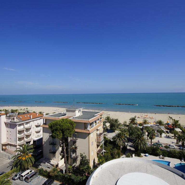 Condominio International - Appartamento con 2 Camere da Letto - 3