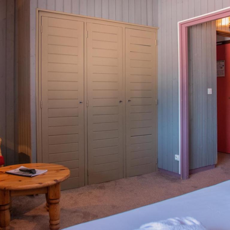 Hôtel Arbois Bettex - Chambre Standard - Vue sur Aiguille de Varan - 1