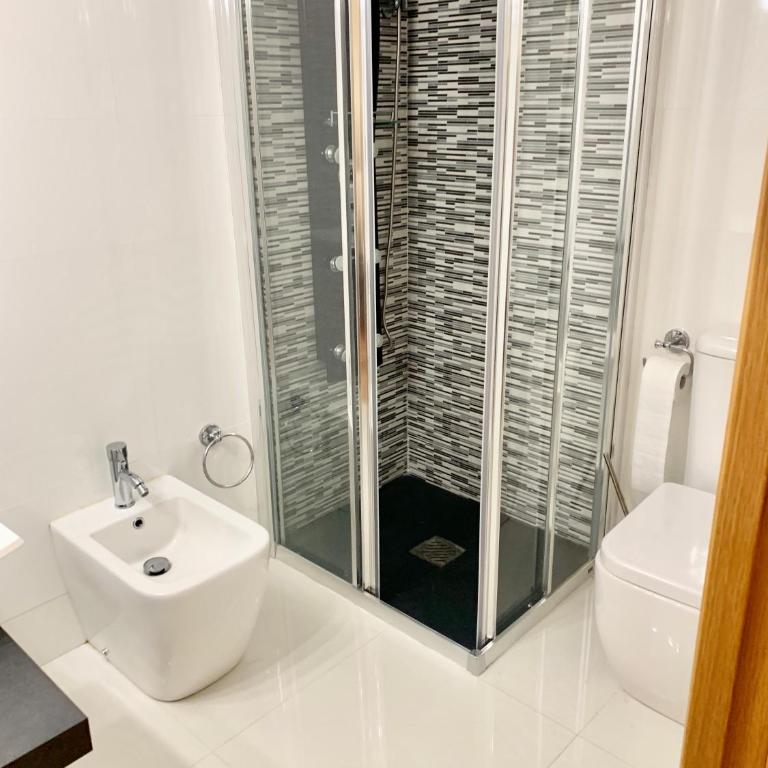 Apto Alma Parking y Piscina GRATIS - Three-Bedroom Apartment - 5