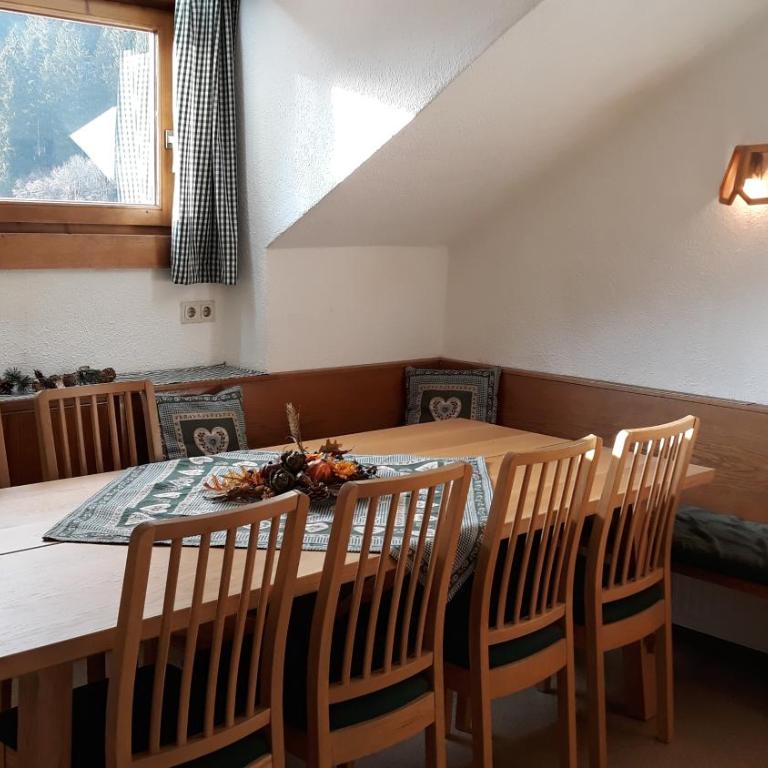 Haus Ruetzbach - Apartment - auf 2 Etagen - 44