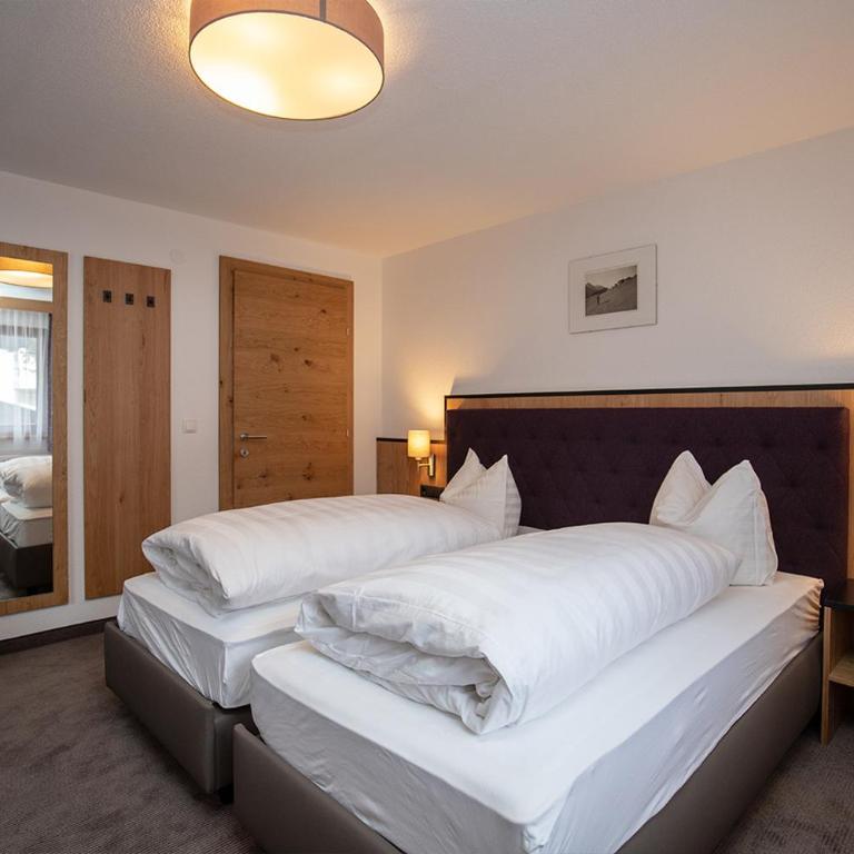Hotel Garni Försterheim - Apartment mit Blick auf die Berge - 1