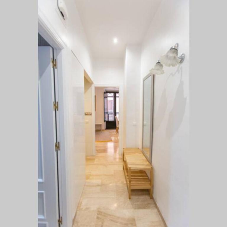 Cheap & Chic in the center of Sevilla - Apartamento de 1 dormitorio - 94
