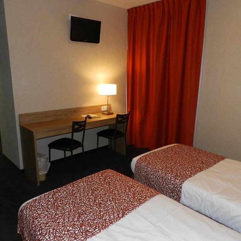 Hôtel Gloria & Avenue - Chambre Lits Jumeaux Spacieuse - 4