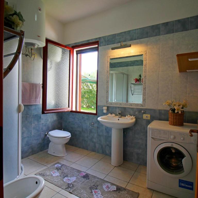 Costa Rei Villa in Prima Fila Mare con Ampio Giardino - Casa con 3 Camere da Letto - 35