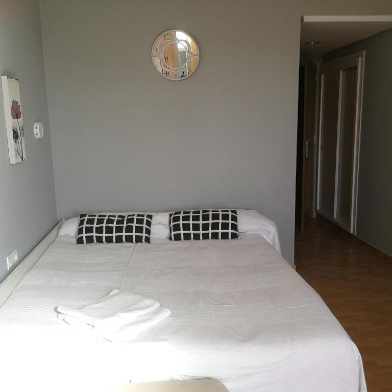 Benalmadena ,apartamento-Estudio primera Línea de Playa - Estudio con cama extragrande - 8
