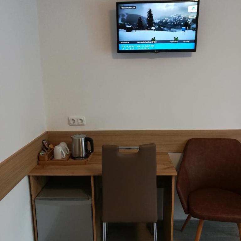 Apartment Waldhaus Opitz - Doppelzimmer mit Balkon - 6