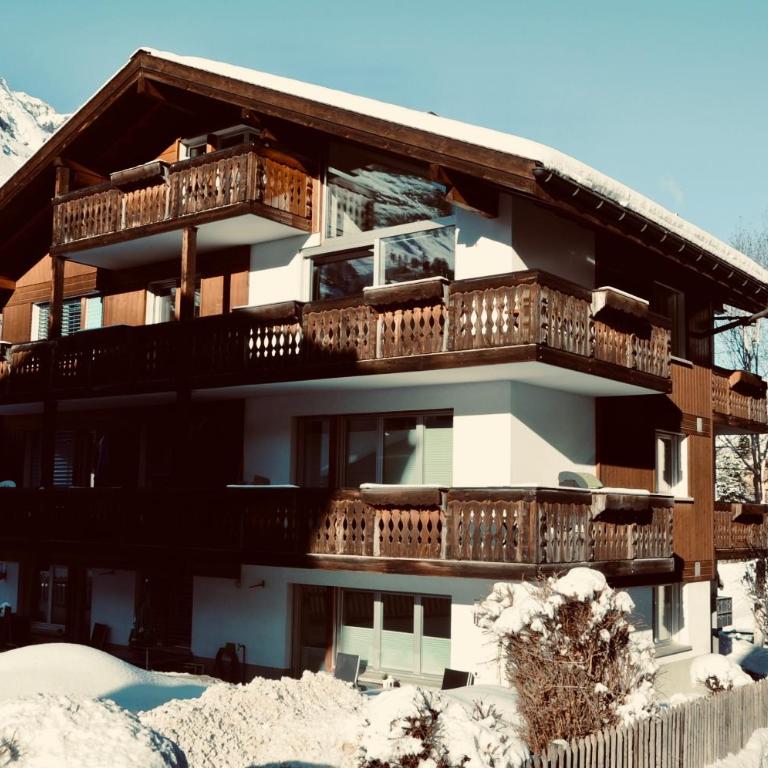 Emelie Zermatt 4**** - Apartment mit 1 Schlafzimmer - 56