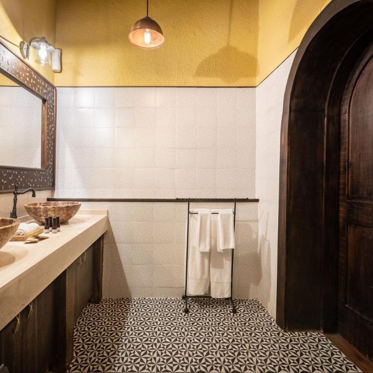 Los Camilos - Suite with Garden View - 3