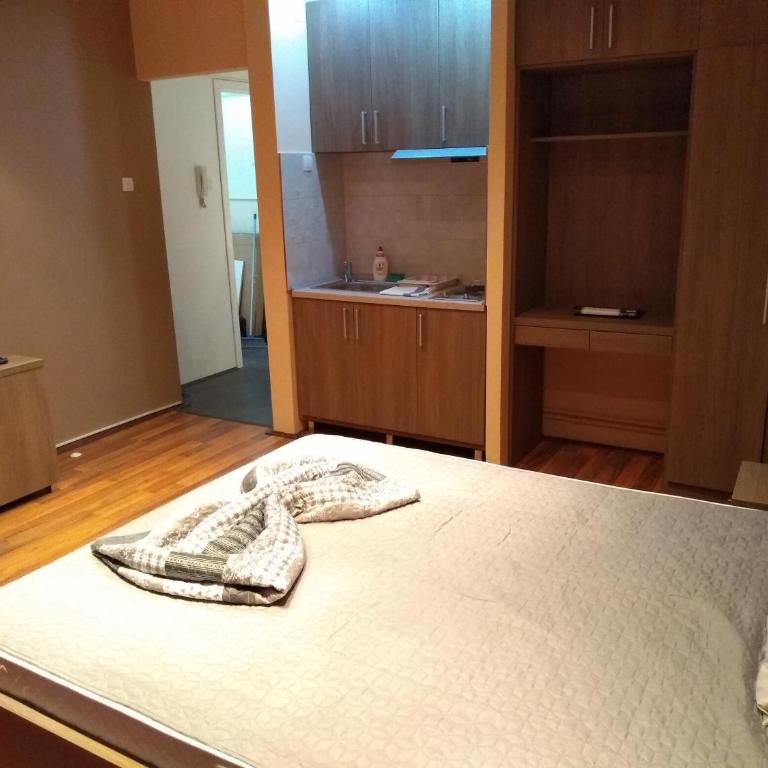 Castel Bianco - One-Bedroom Apartment - 10