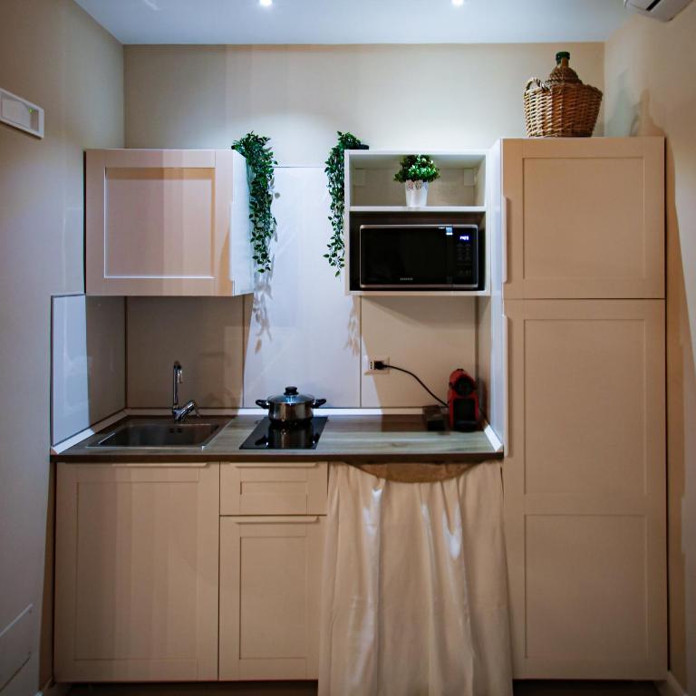 Dimora Porta Garibaldi - Vacation Home - 7
