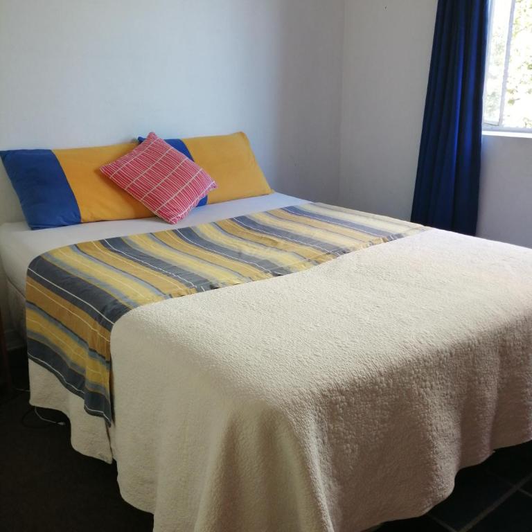Hospedaje Mancora - Habitación Doble con baño privado - 4