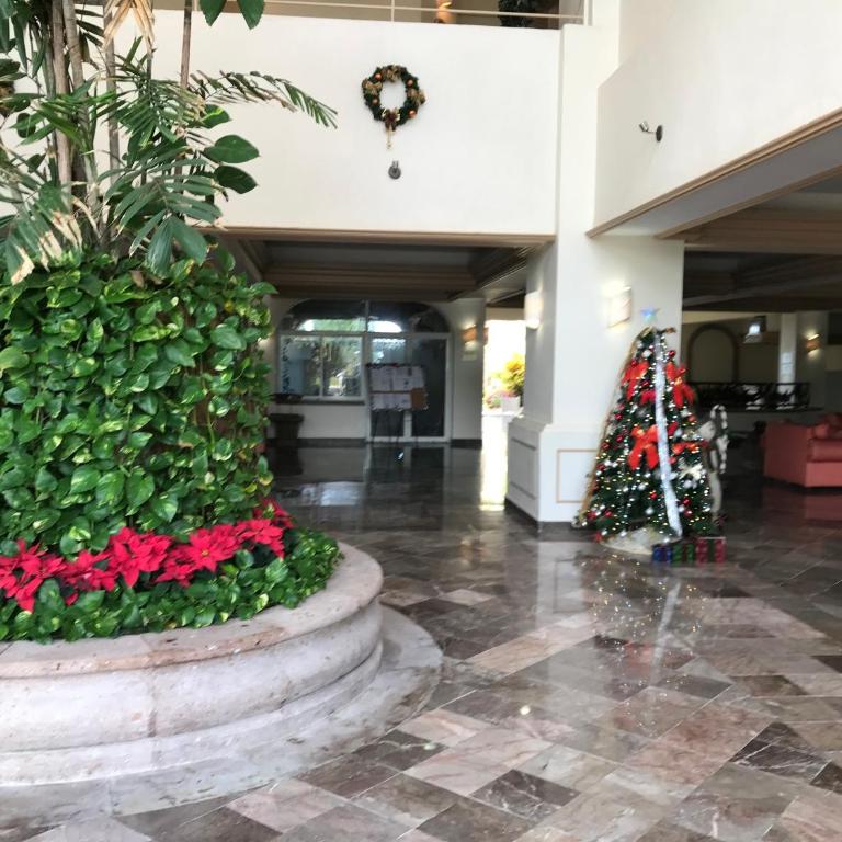 Costa Bonita Condominiums & Beach Resort - Primer planta - Two-Bedroom Apartment - 39