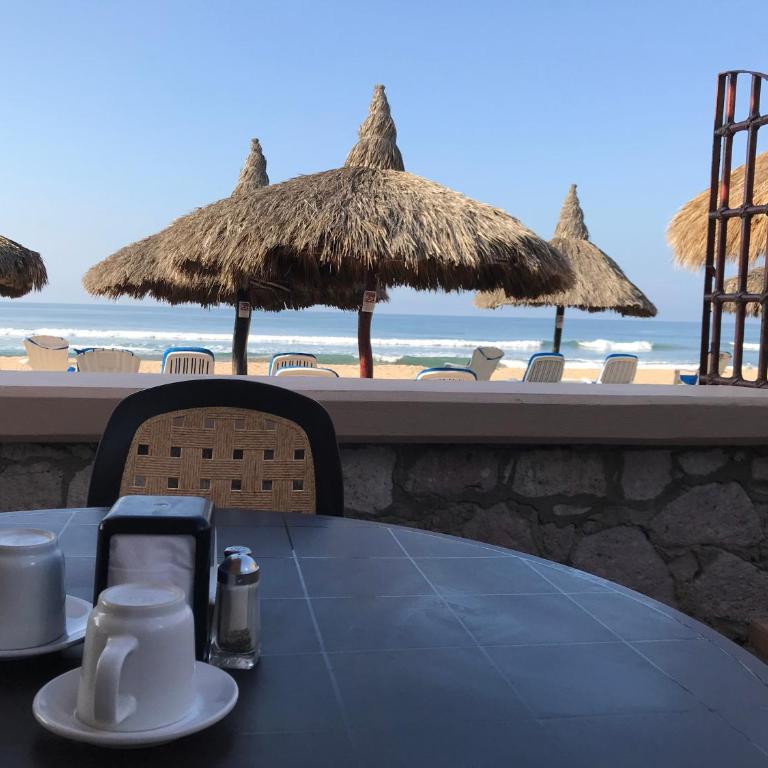 Costa Bonita Condominiums & Beach Resort - Primer planta - Two-Bedroom Apartment - 8