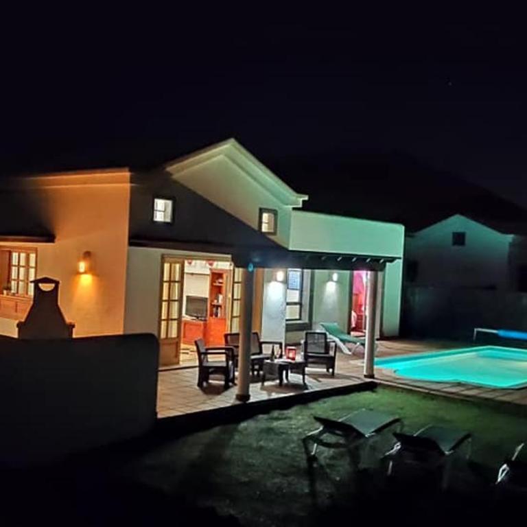 Villa Bol-Can con piscina privada - Villa - 28