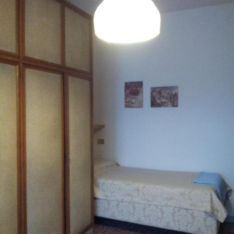Da Emi E Giuly - Appartamento con 2 Camere da Letto - 40