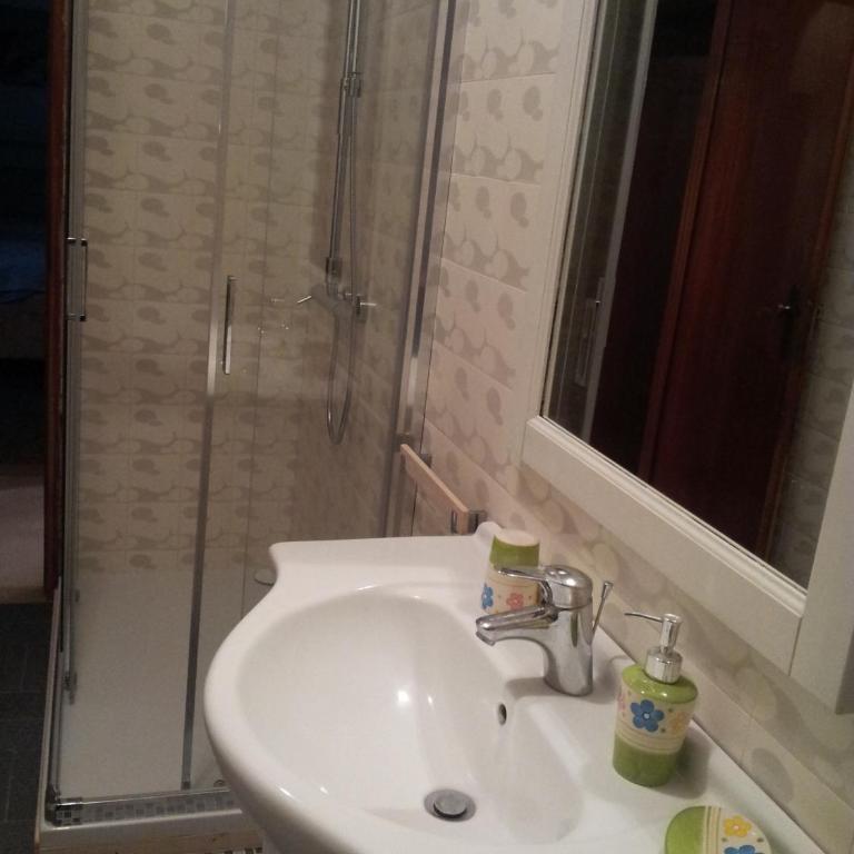 Da Emi E Giuly - Appartamento con 2 Camere da Letto - 27