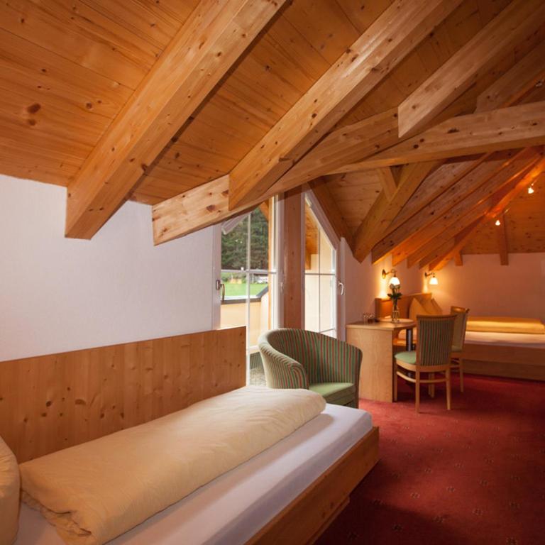 Alpenhotel Erika - Dreibettzimmer - 1