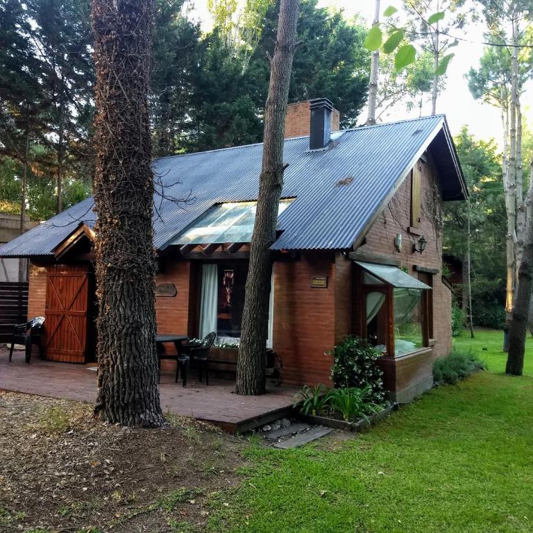 Hojarrasca - Three-Bedroom House - 1