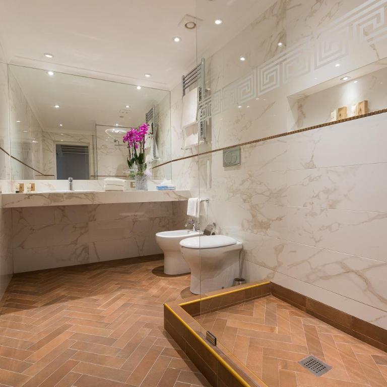 Hotel Milton Roma - Suite Deluxe con Vasca Idromassaggio - 3