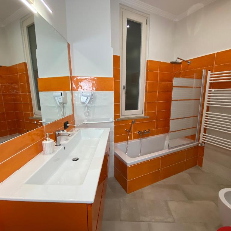Trastevere & Gianicolo Sweet Rest - Camera Tripla con Bagno Privato Esterno - 14