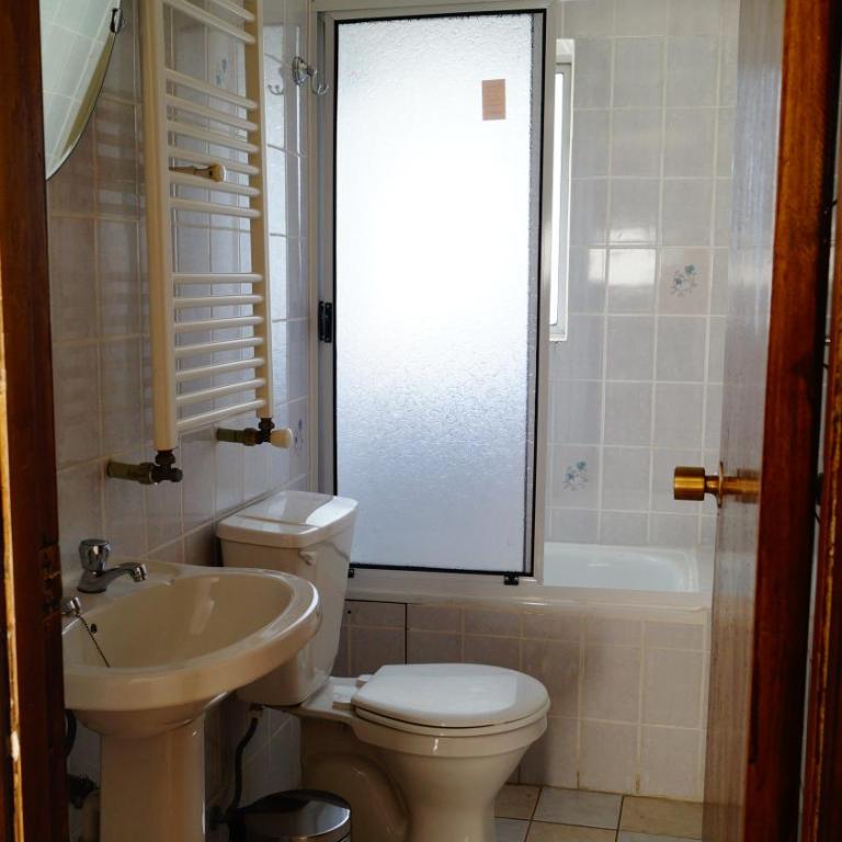 Haiken Hostal - Habitación Doble con baño privado externo - 6