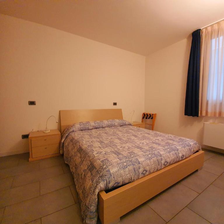 Residence Hotel Hungaria - Appartamento con 2 Camere da Letto - 4