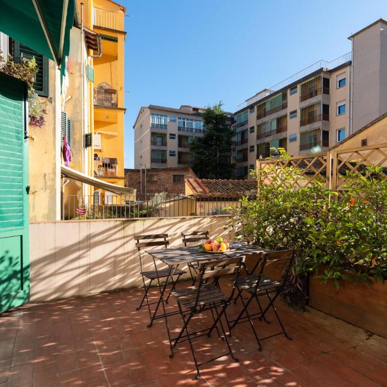 Roommo Beccaria - Appartamento con 2 Camere da Letto e Balcone - 2