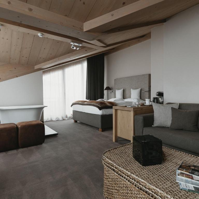 Eco & Wellness Boutique Hotel Sonne - Suite with Mountain View - 4