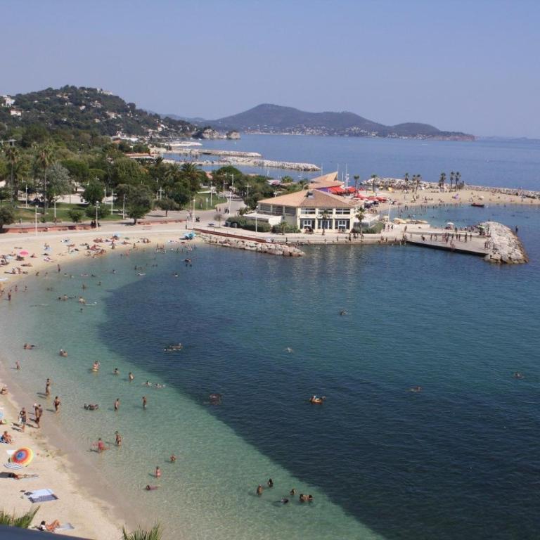 #1 Toulon CENTRE AU CALME, LUMINEUX, STATIONNEMENT FACILE - Chambre Double - 28