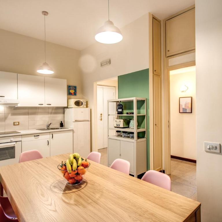 DowntownApartments - Borghese Green - Four-Bedroom Apartment - 10