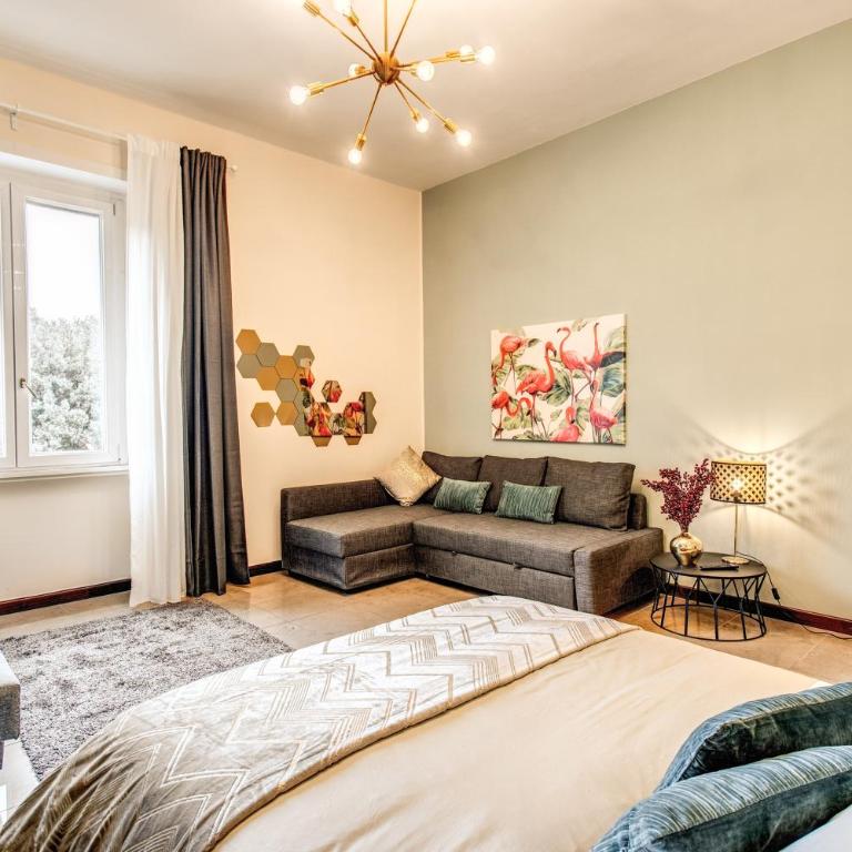 DowntownApartments - Borghese Green - Four-Bedroom Apartment - 1