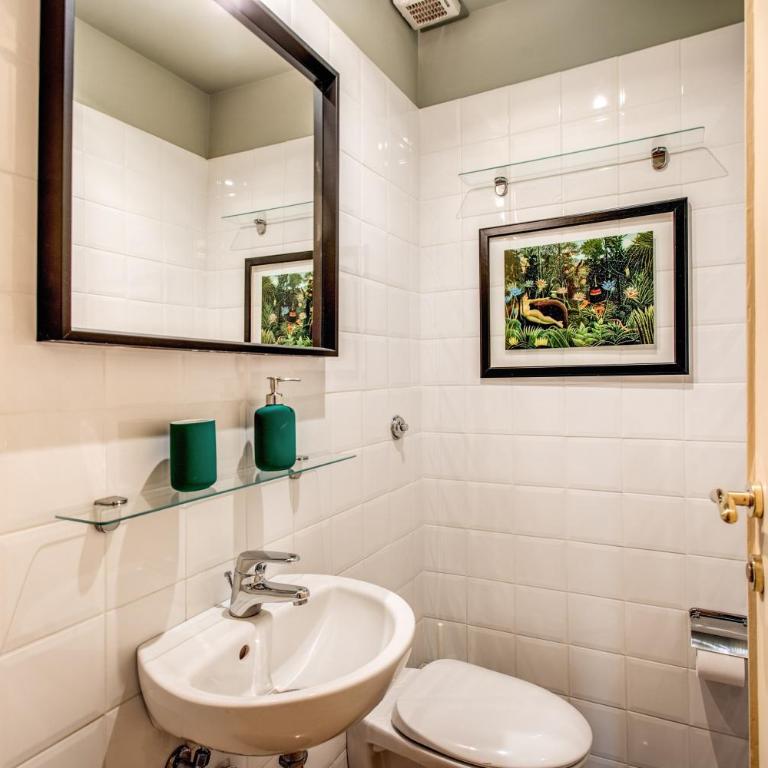 DowntownApartments - Borghese Green - Four-Bedroom Apartment - 33