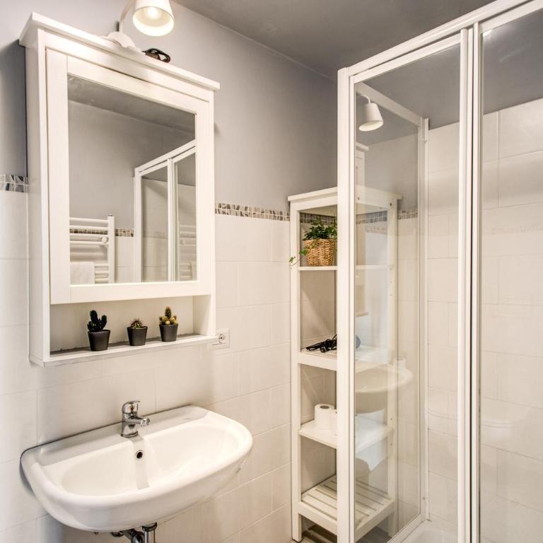 Borgo Pio Passetto Papale - Appartamento con 2 Camere da Letto - 40