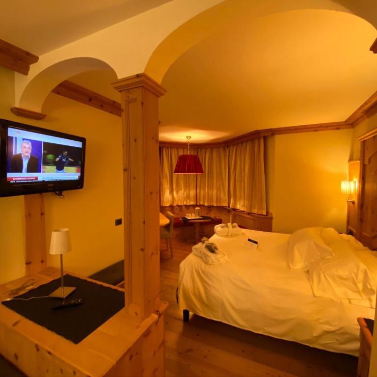 Boutique Hotel Diana - Suite Junior con Vista Montagna - 3