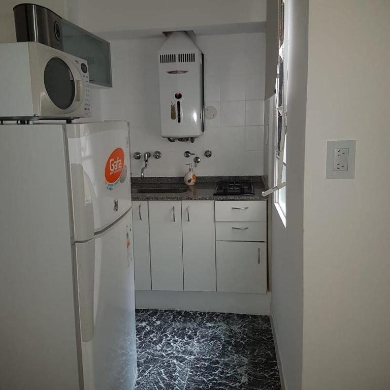 Monoambiente Centro ESTRATÉGICA UBICACIÓN - Apartamento de 1 dormitorio - 6