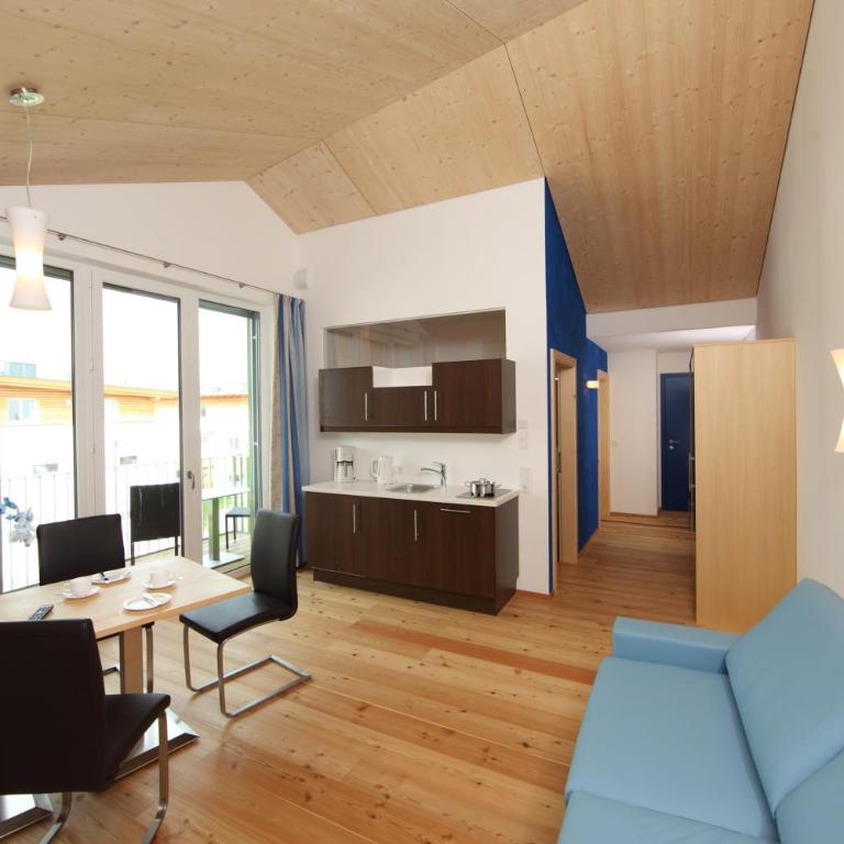 Die Dorfvilla - Includes Tauern Spa Kaprun Wellness Access 13 km away - One-Bedroom Apartment without Spa Access - 5