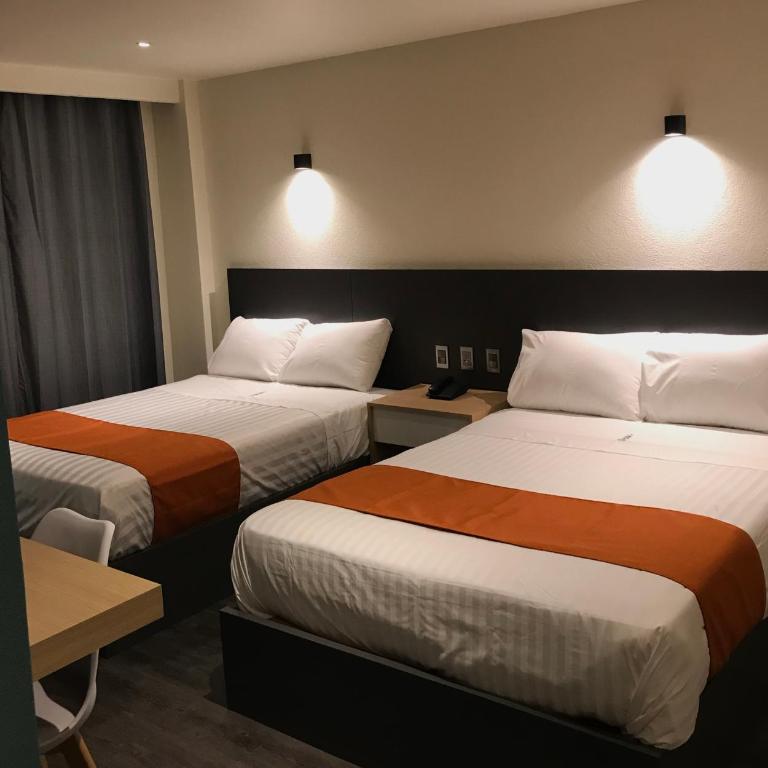 Hotel Conde Alameda CDMX - Deluxe Quadruple Room - 1