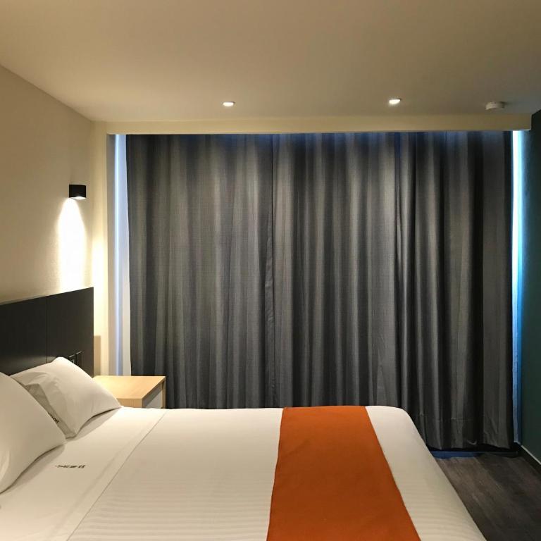 Hotel Conde Alameda CDMX - Deluxe Double Room - 2