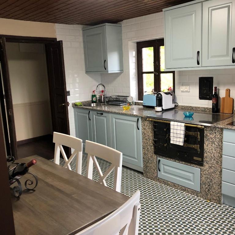 Los Balcones de Nieda - Chalet - 41