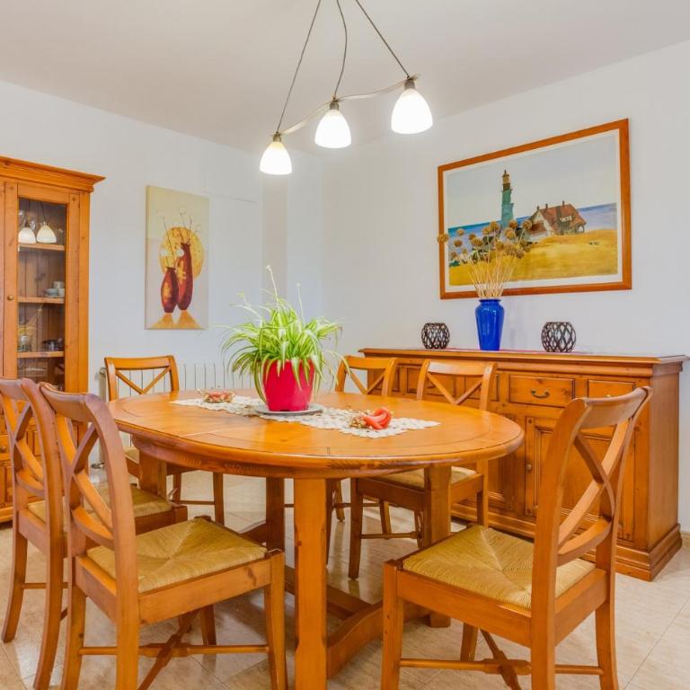 Villa Roser - Family only - Casa de 4 dormitorios - 16
