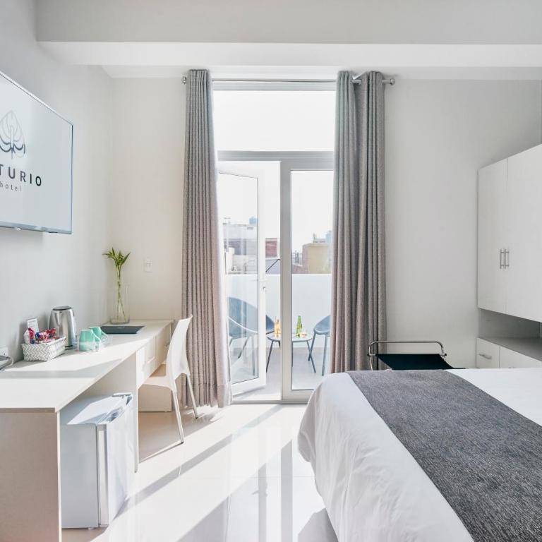 Anturio Hotel - Deluxe Room - 1