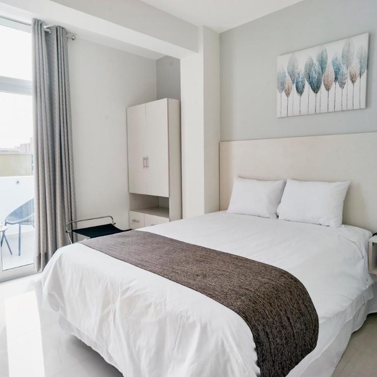 Anturio Hotel - Deluxe Room - 4