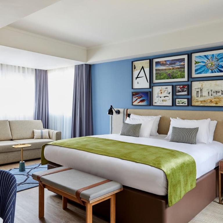 Hotel Indigo Madrid - Princesa by IHG - King Room - Mobility Access/Roll in Shower - Non-Smoking - 1