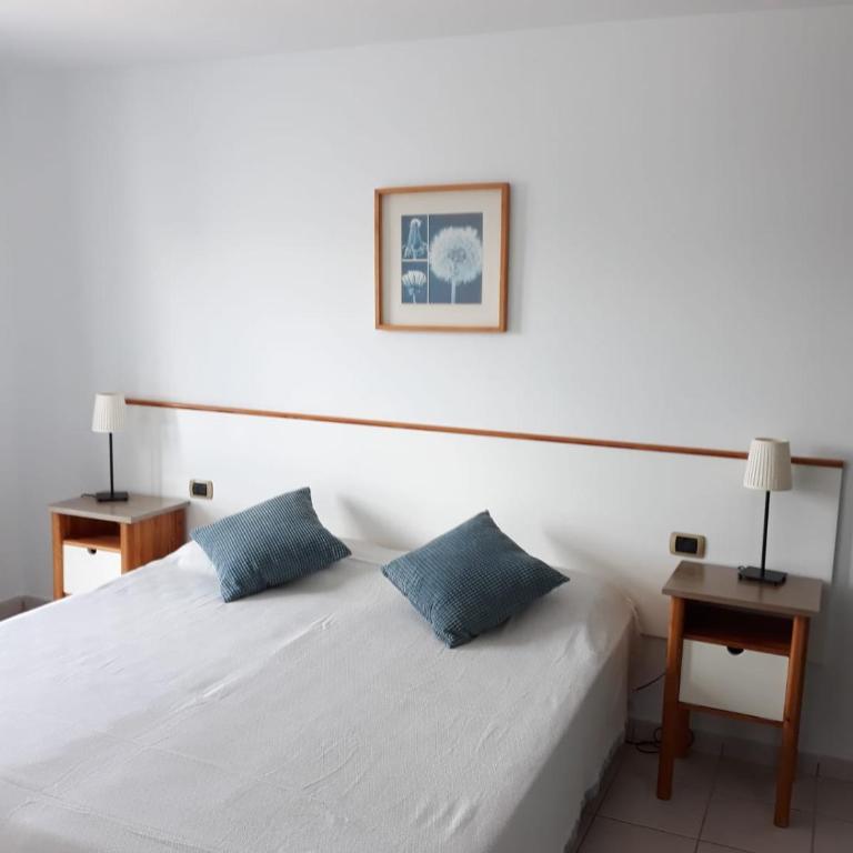 Villa Suculenta - Three-Bedroom House - 28