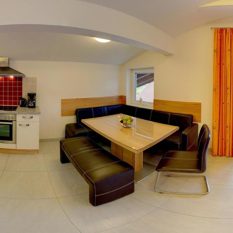 Karglhof Villa - Apartment mit 3 Schlafzimmern - 2