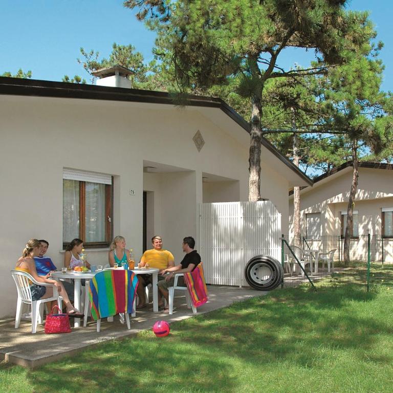 Villaggio Le Palme - Appartamento con 2 Camere da Letto e Giardino - 1