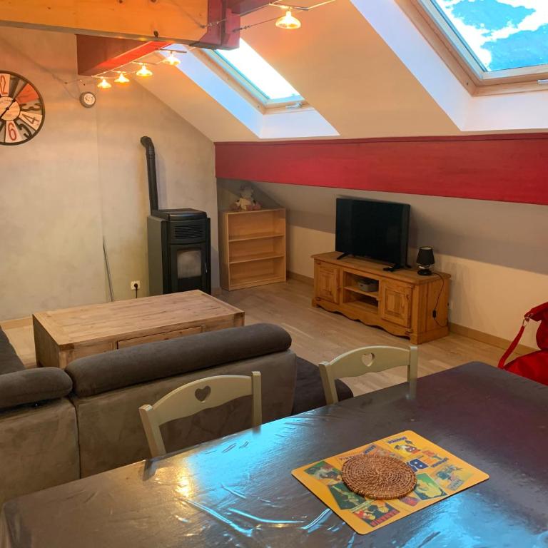 loft sur les montagnes - One-Bedroom Apartment - 2