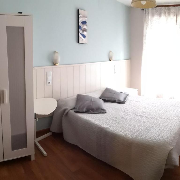 Hostal Campoamor - Habitación Doble - 1 o 2 camas - 4
